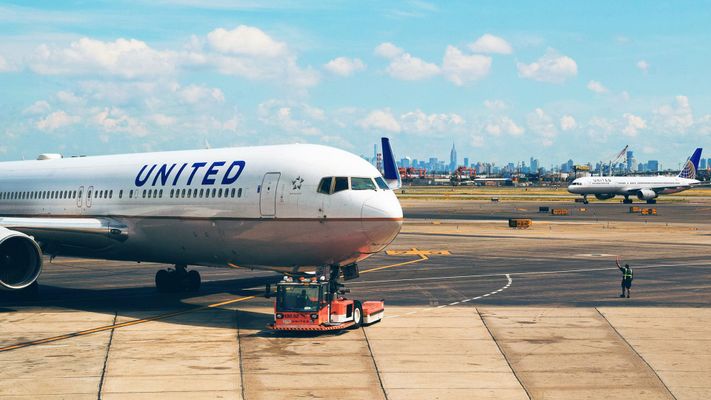 united-airlines-pr-faux-pas.jpg