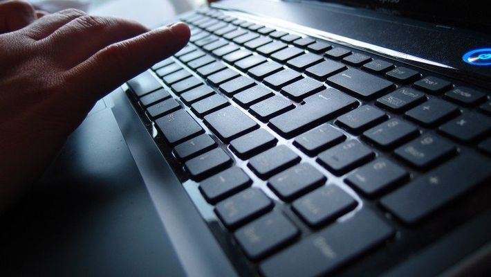 keyboard-keys-computer-leave-input-tap.jpg