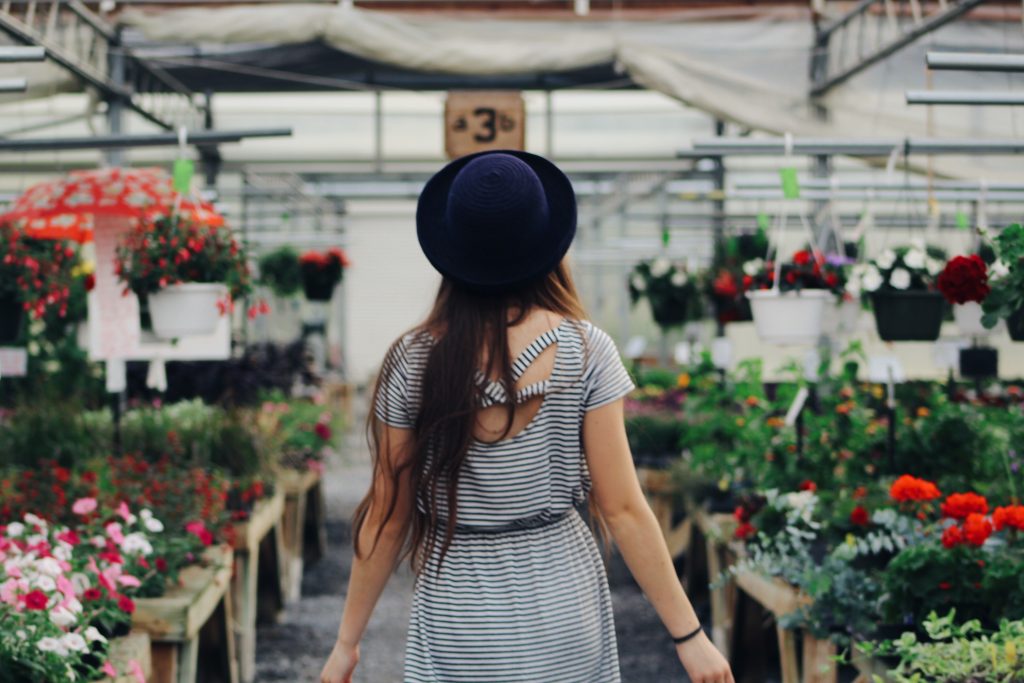 girl with flowers